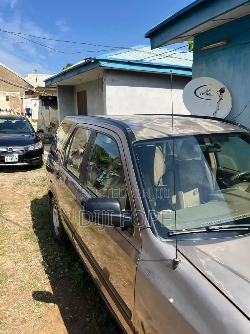 Honda CR-V 2002 Brown