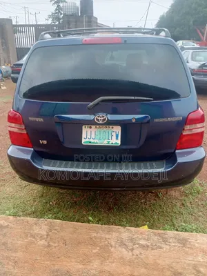 Toyota Highlander 2004 Blue