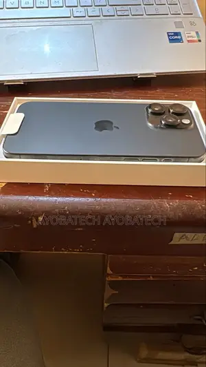 New Apple iPhone 15 Pro Max 512 GB Black