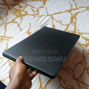 Laptop Dell Inspiron 15 3552 4GB Intel Core i5 HDD 128GB