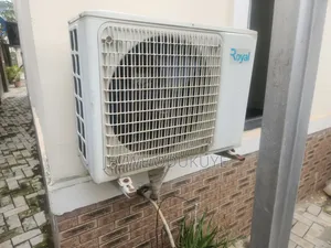 Neatly Used 1hp Royal AC