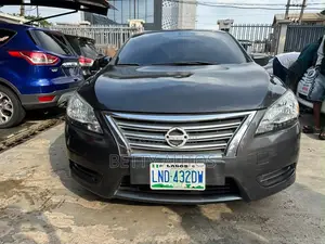 Nissan Sentra 2016 Gray