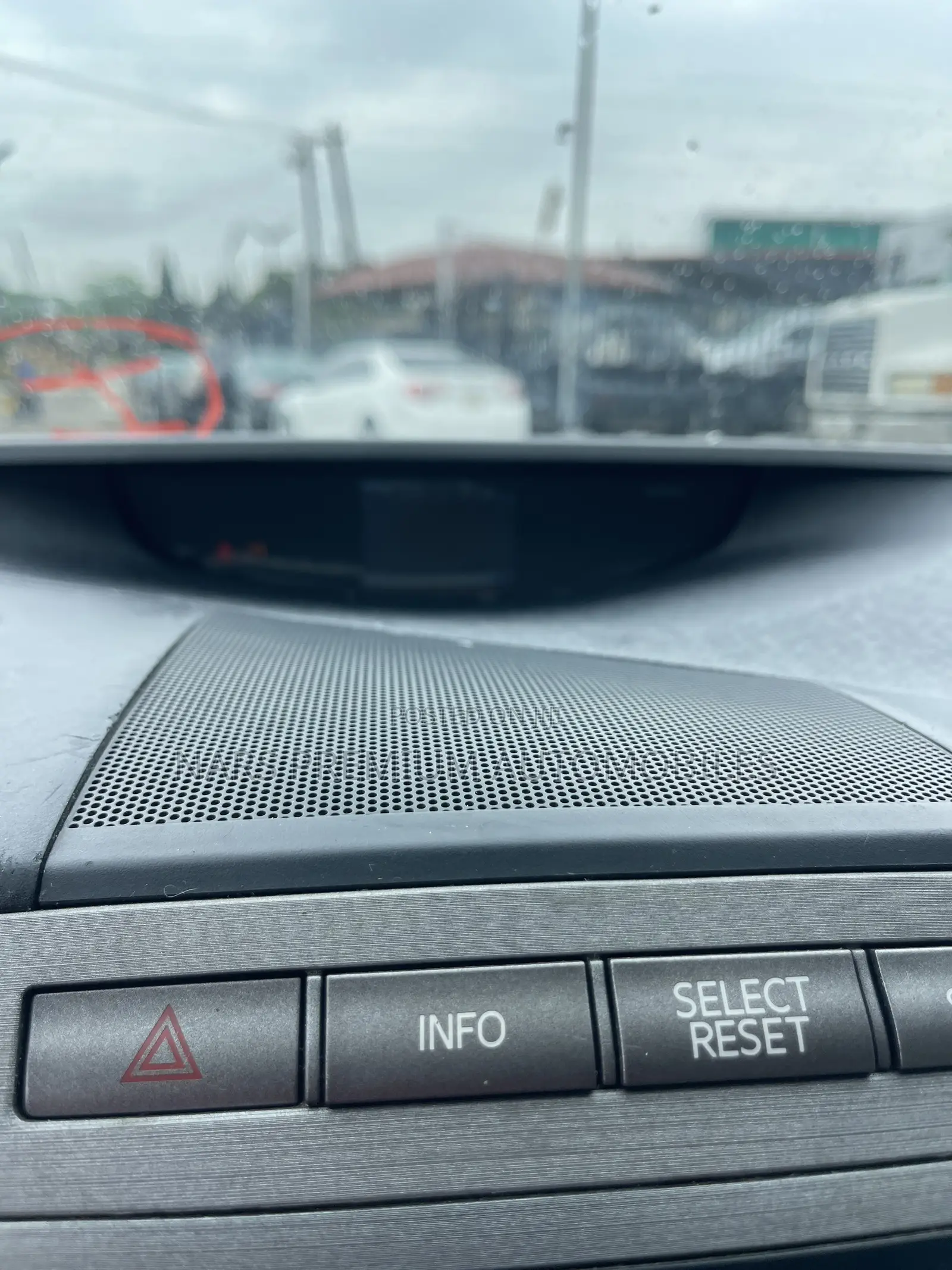 Toyota Venza XLE 2010 Silver