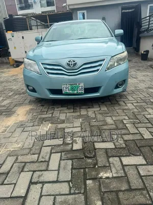 Toyota Camry LE 4dr Sedan (2.4L 4cyl 5A) 2009 Blue