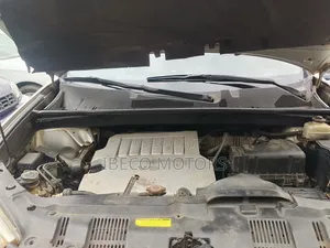 Toyota Highlander Limited 2011 Silver