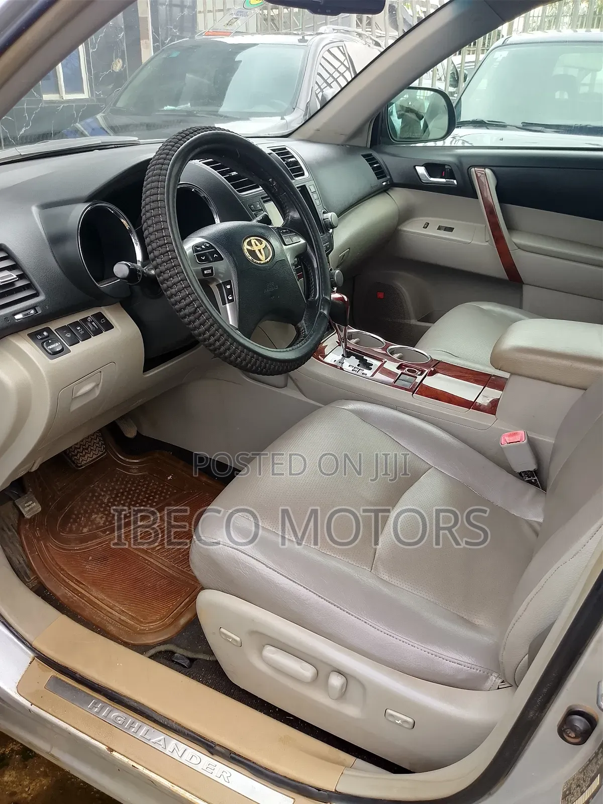 Toyota Highlander Limited 2011 Silver