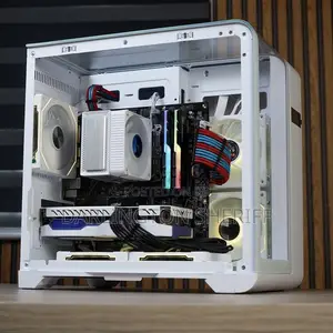 Desktop Computer Gigabyte 32GB AMD Ryzen 7 SSD 4T