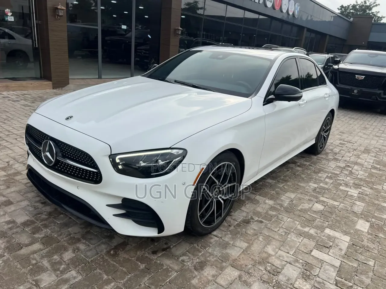 Mercedes-Benz E350 2022 White