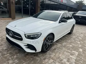 Mercedes-Benz E350 2022 White