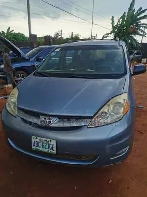 Toyota Sienna 2007 Blue