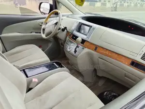 Toyota Previa 2012