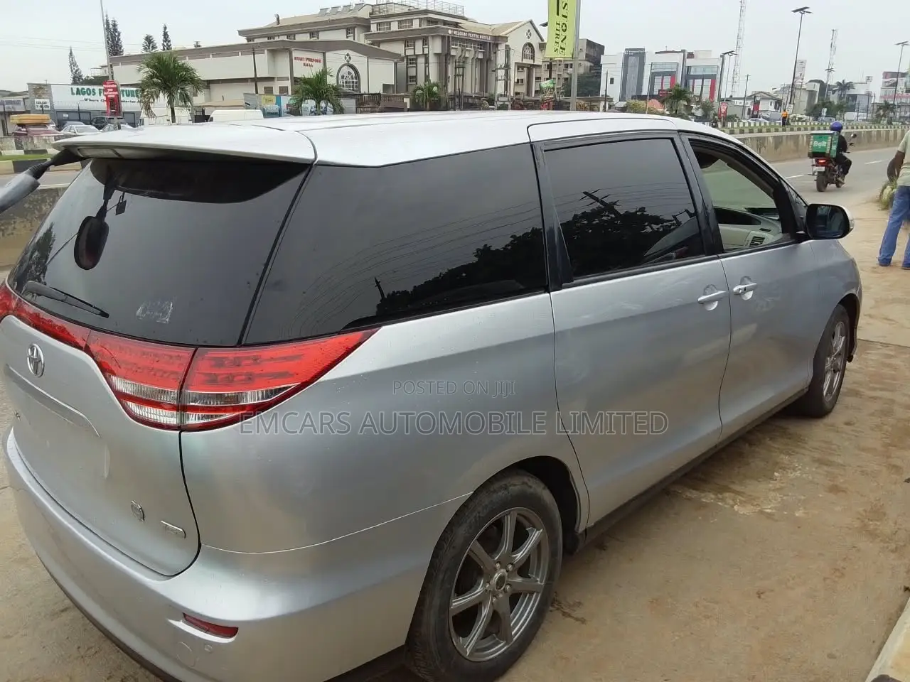 Toyota Previa 2012