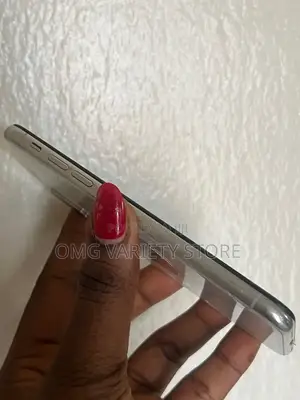 Apple iPhone X 64 GB White