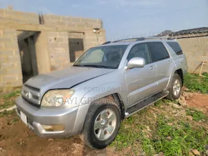 Toyota 4-Runner 2004 Silver