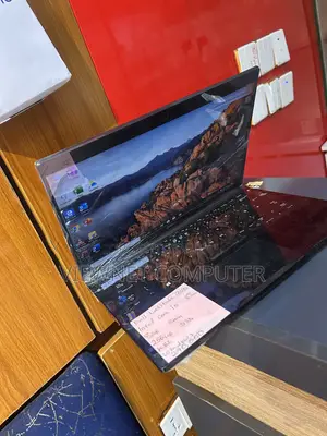Laptop Dell Latitude 7390 8GB Intel Core i5 SSD 256GB
