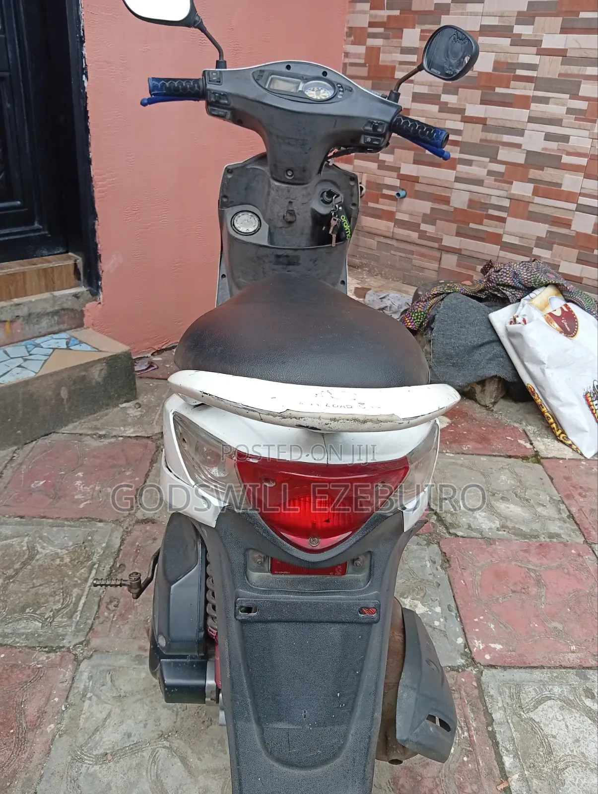 Kymco 2004 White