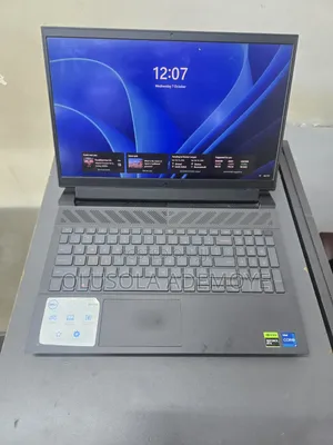 Laptop Dell G15 5530 32GB Intel Core i7 SSD 1T