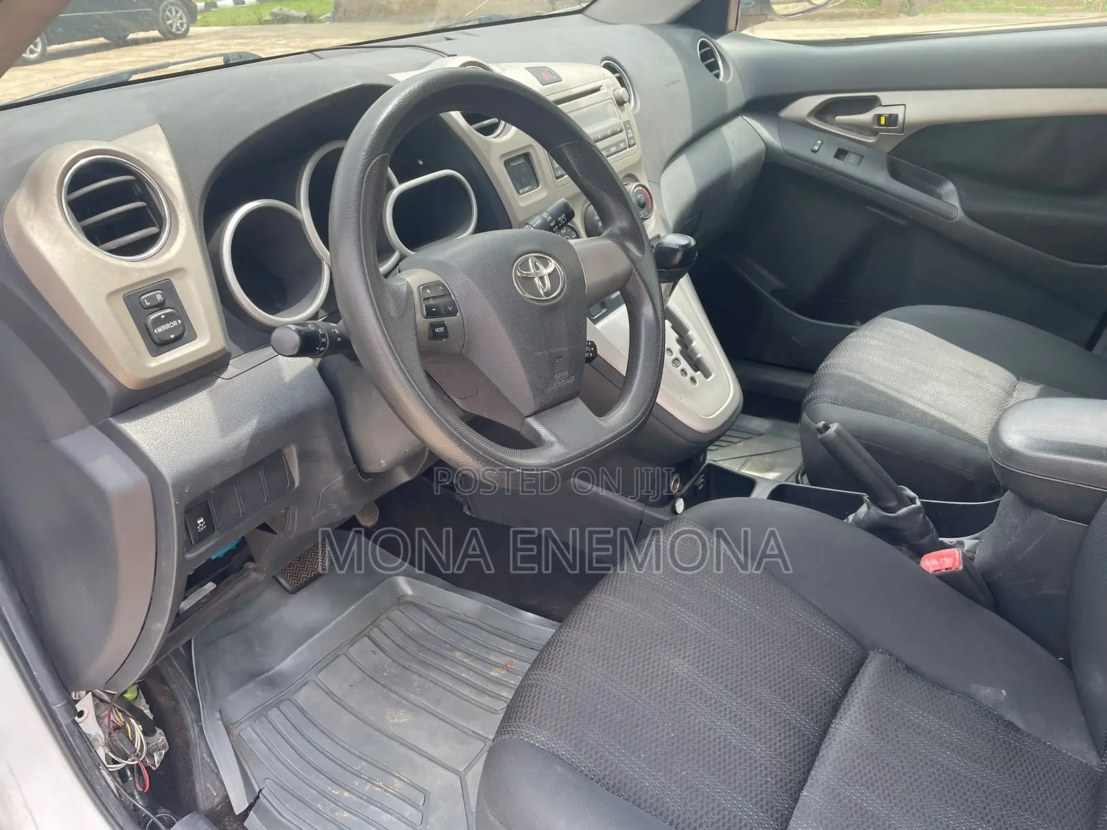 Toyota Matrix 2011 White