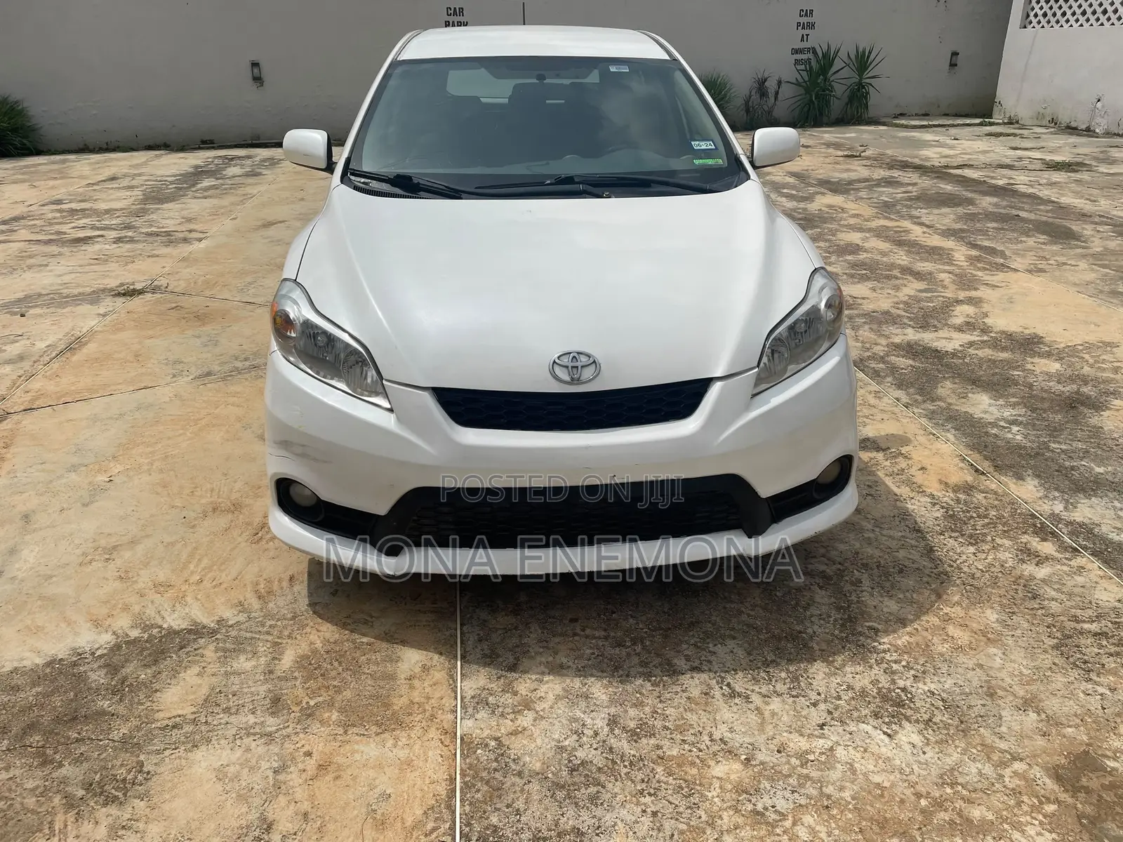 Toyota Matrix 2011 White