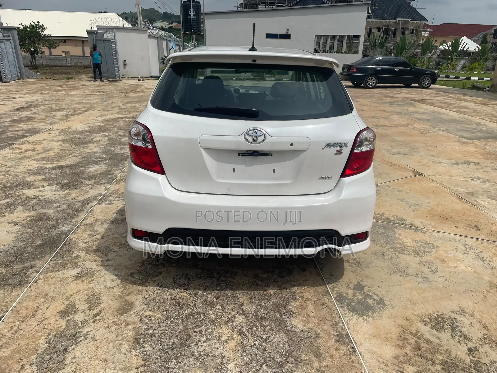 Toyota Matrix 2011 White
