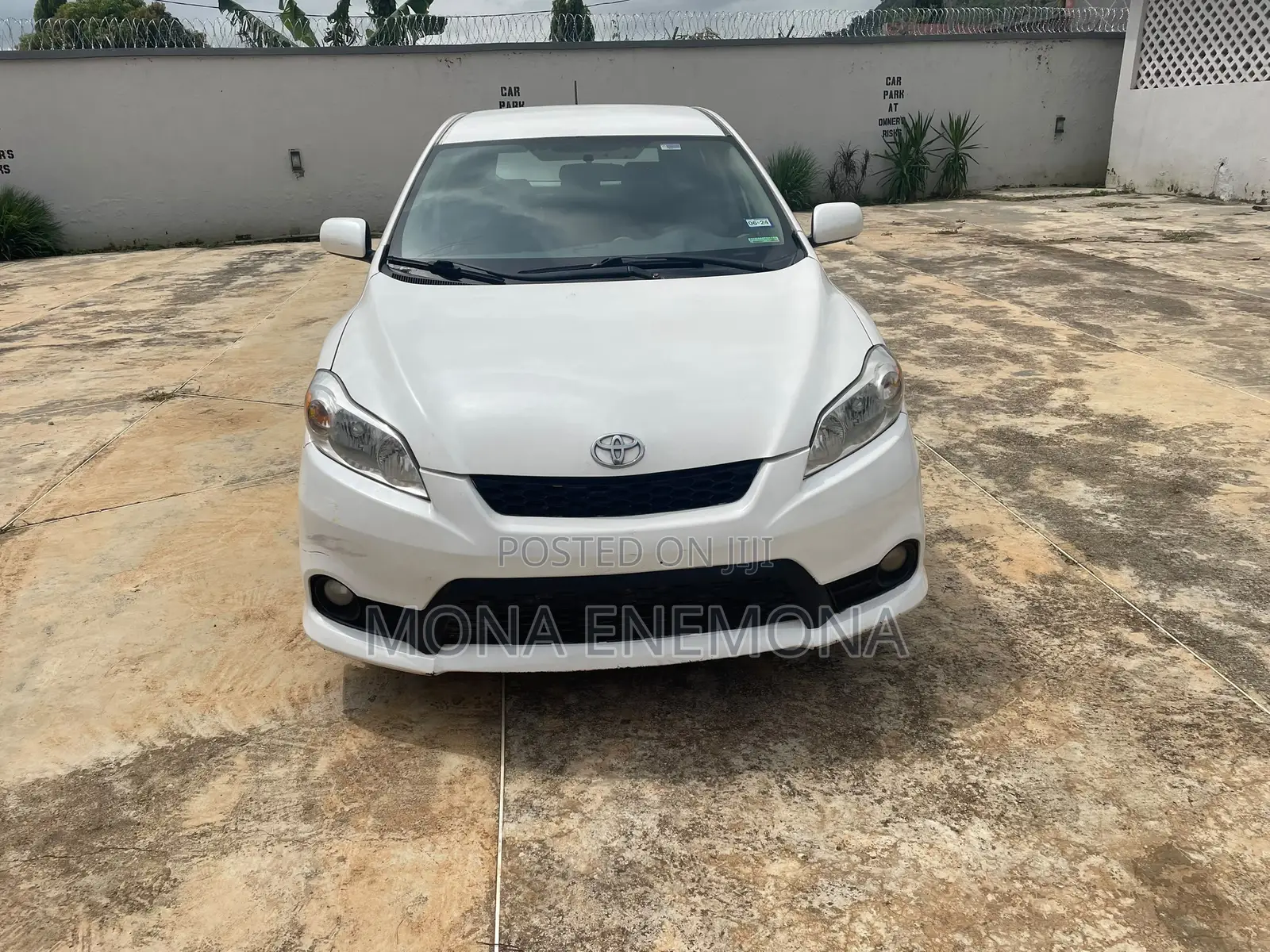 Toyota Matrix 2011 White