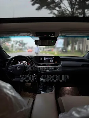 Lexus ES 2020 Silver