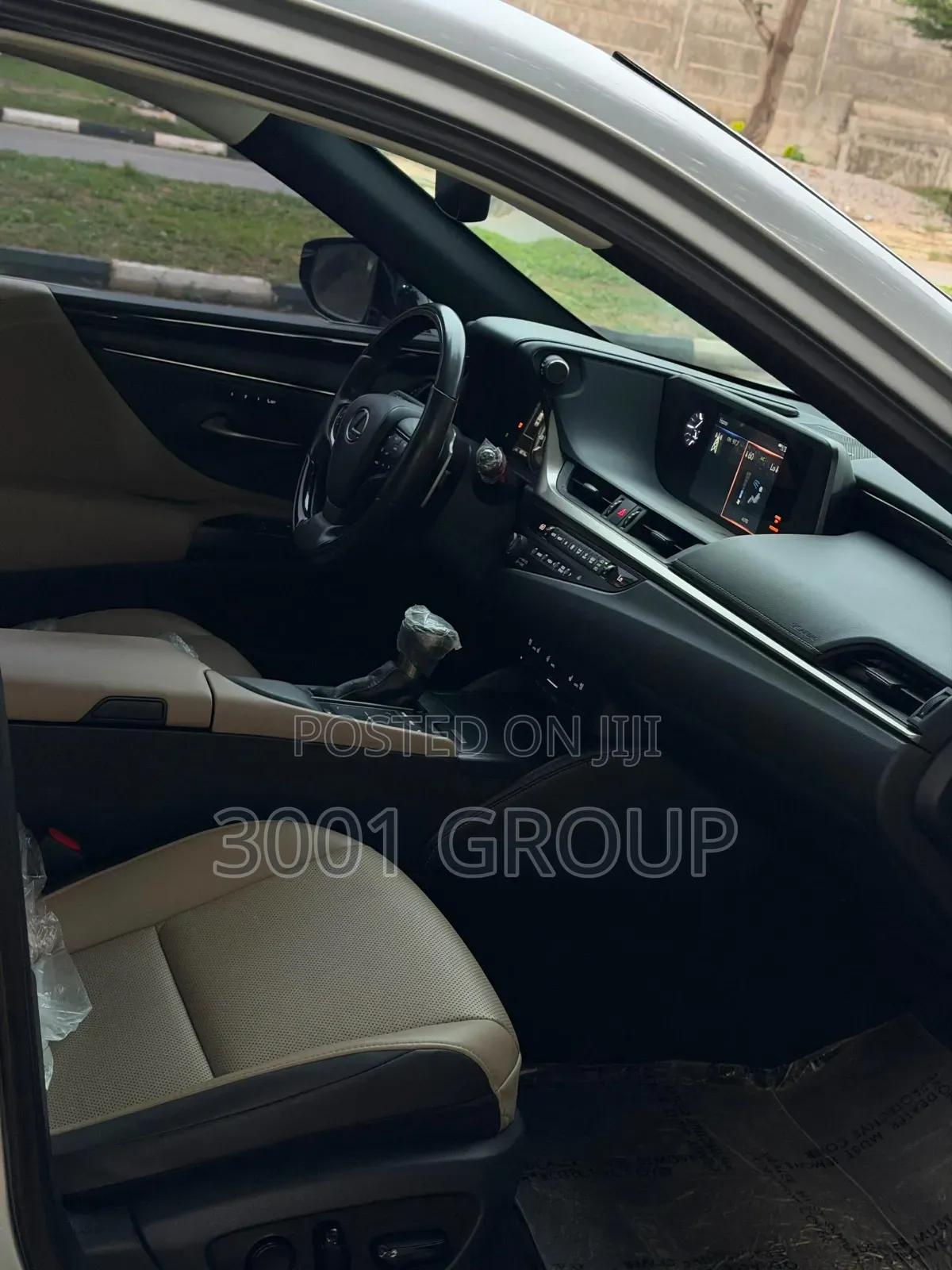 Lexus ES 2020 Silver
