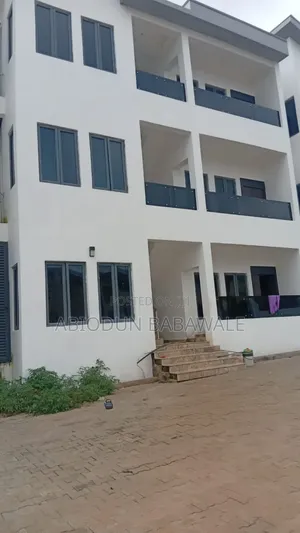 2bdrm Block of Flats in Garki District Abuja for rent