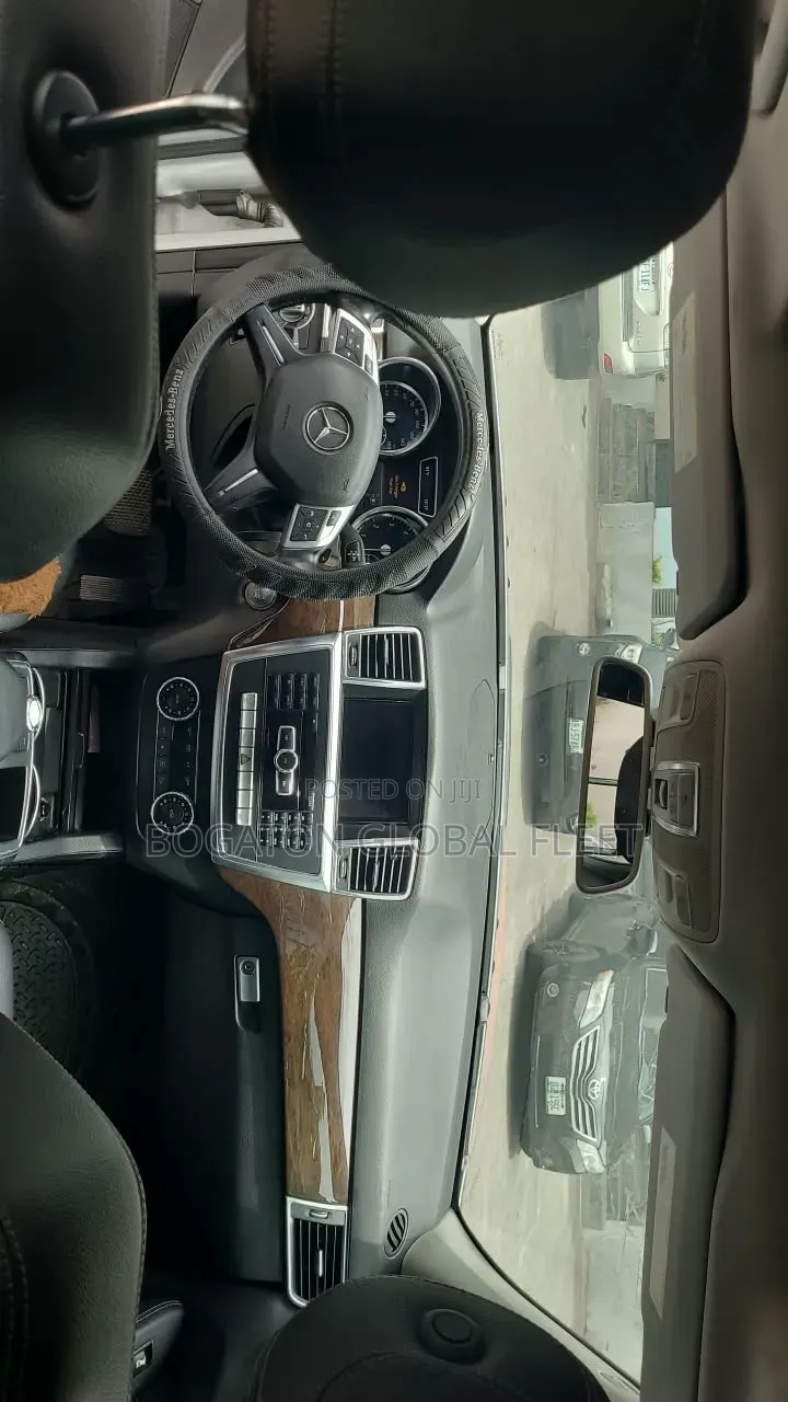 Mercedes ML350 for Rent