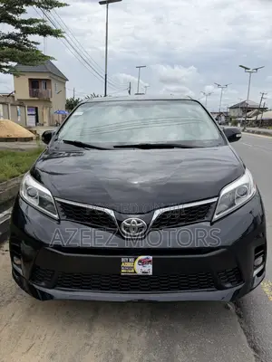 Toyota Sienna Limited AWD 7-Passenger 2013 Black