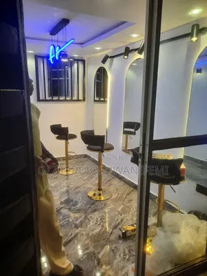 Female Hairstylist Needed in Ijaiye