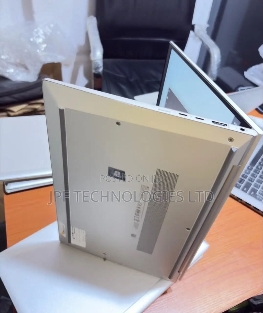 Laptop HP EliteBook 840 G8 16GB Intel Core i7 SSD 256GB