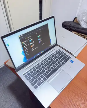 Laptop HP EliteBook 840 G8 16GB Intel Core i7 SSD 256GB