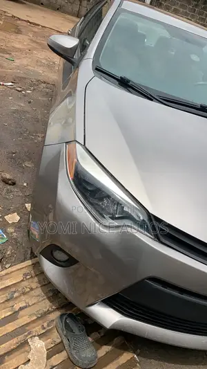 Toyota Corolla 2015