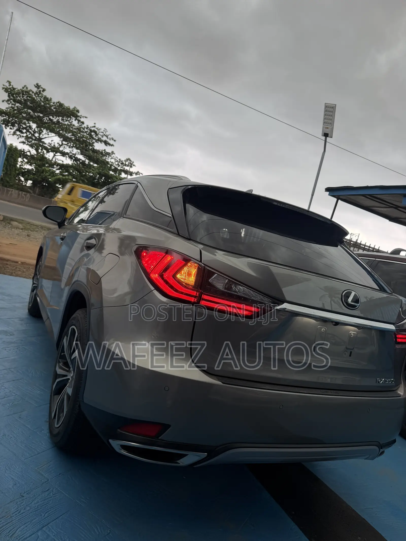 Lexus RX 350 AWD 2022 Gold
