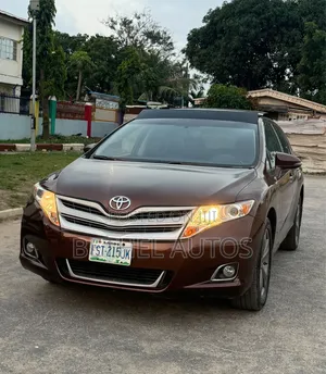 Toyota Venza 2012 Brown