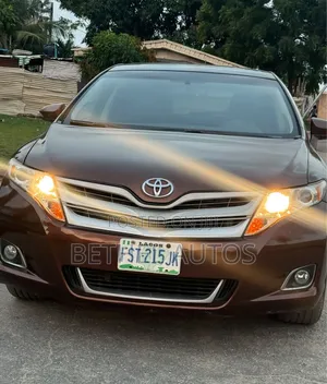 Toyota Venza 2012 Brown