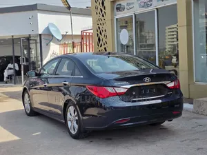 Hyundai Sonata 2013 Black