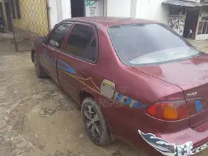Toyota Corolla 2001 Red
