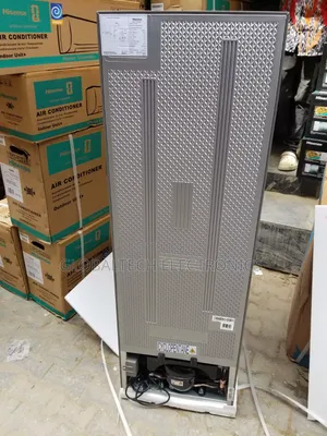 Hisense Top Freezer Refrigerator 154L (200DR)