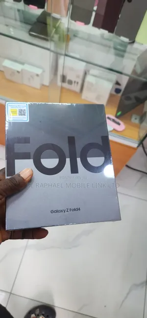 New Samsung Galaxy Z Fold4 512 GB Black