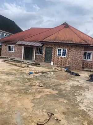 2bdrm Bungalow in Topstone Properties, Uyo for rent