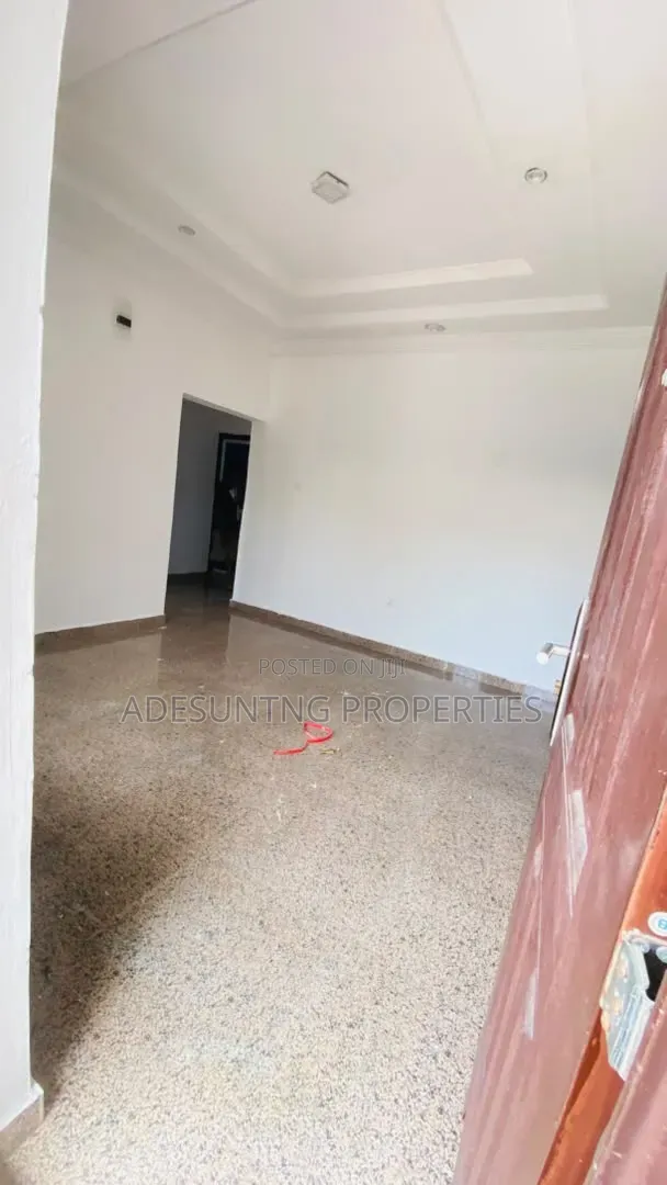 Mini Flat in Majek, Off Lekki-Epe Expressway for rent