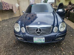 Mercedes-Benz E350 2004 Blue