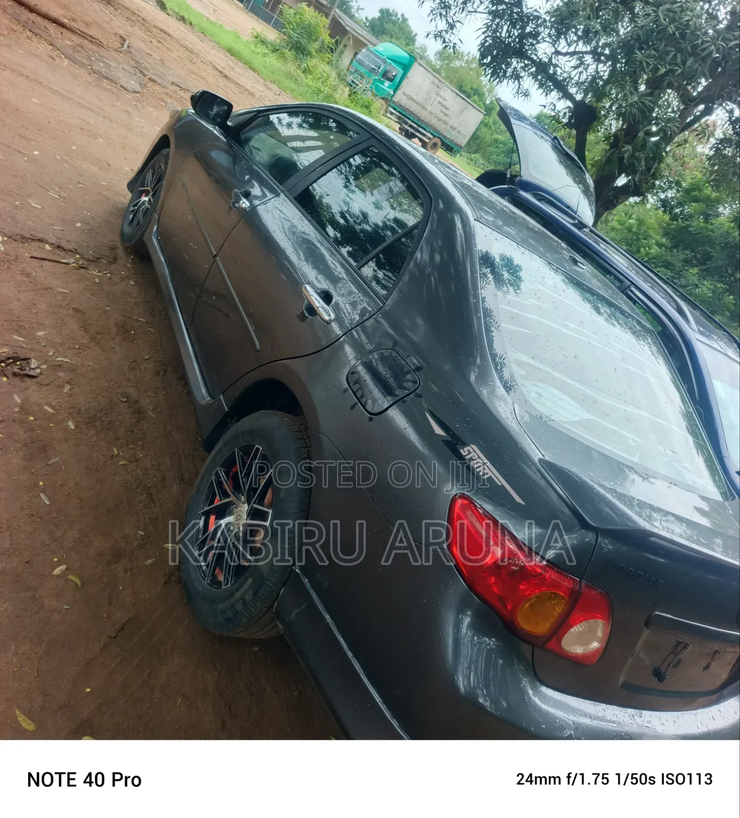 Toyota Corolla 2010 Gray