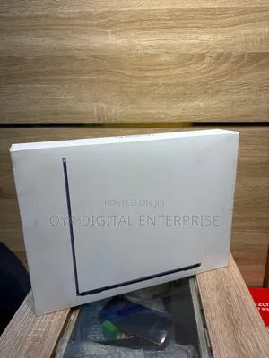 Laptop Apple MacBook Air 2026 M5 16GB Apple M5 SSD 512GB