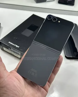 Samsung Galaxy Z Flip5 256 GB Black