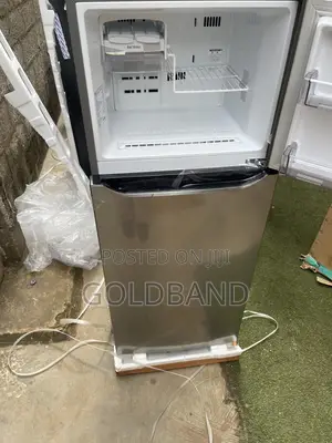 LG GL-C252SLBB 260L High-Performance Inverter Fridge