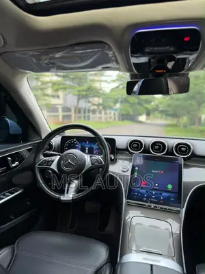 Mercedes-Benz C300 2022 White