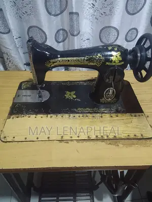 Fairly Used Amro Brother Manual Sewing Machine – Rumuigbo, PH